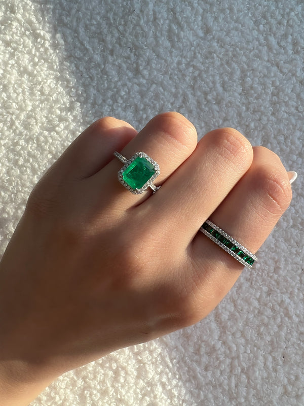 Radiant pavé ring