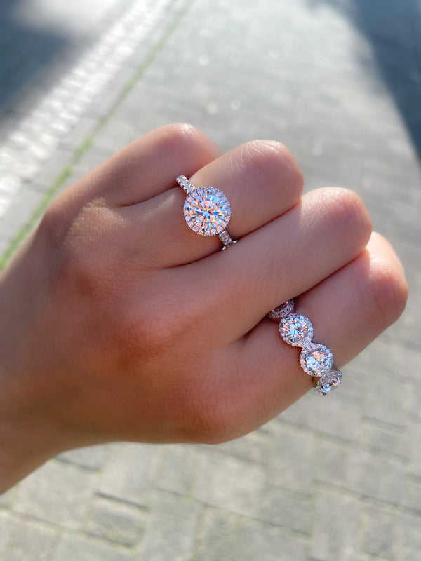 Round  Pavé Ring